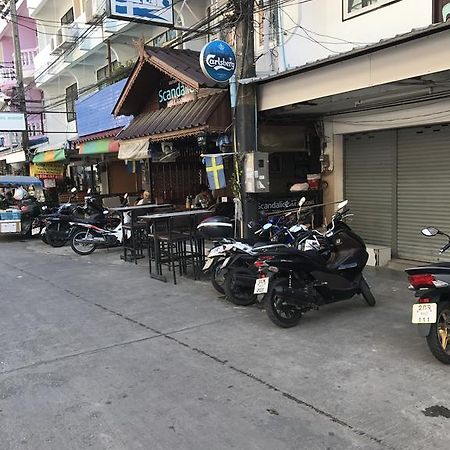 Scandalic Bar And Guest House Pattaya ภายนอก รูปภาพ